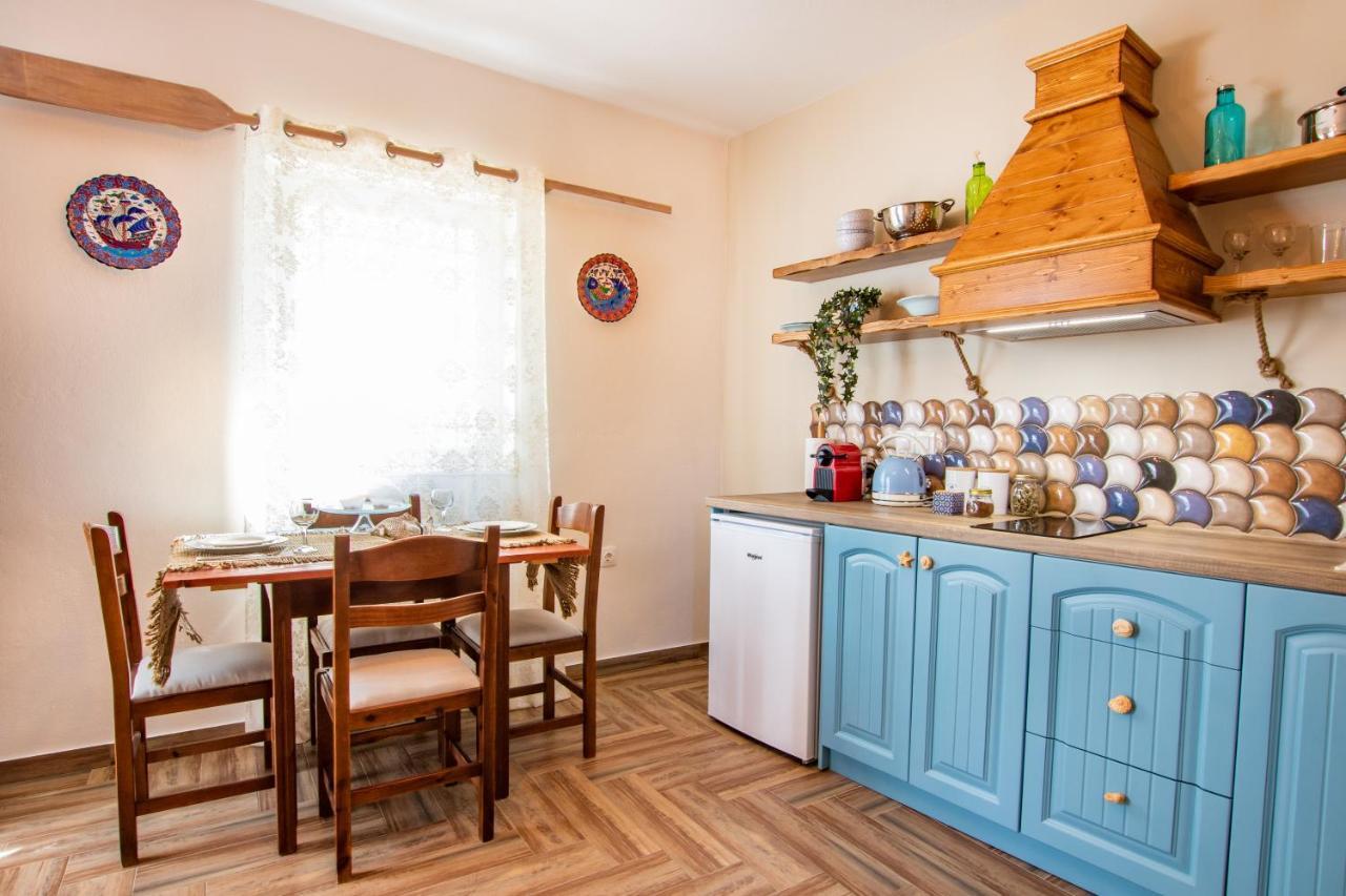Gorgona Blue Apartments Карпатос Экстерьер фото